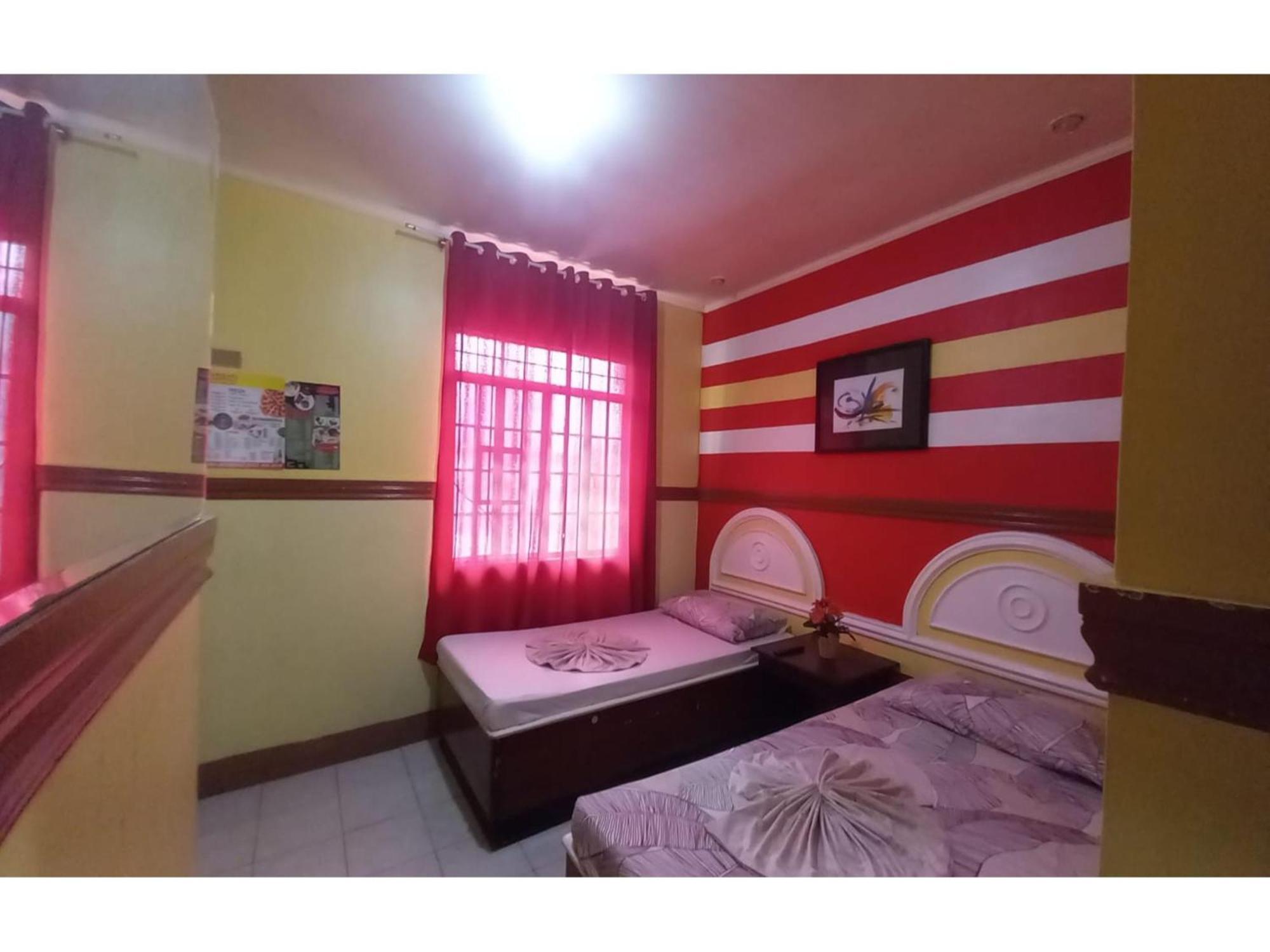 Oyo 1048 Jomckayl Apartelle Naga  Luaran gambar