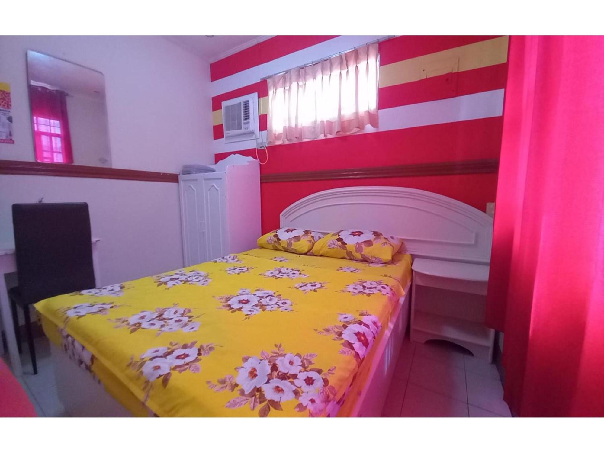 Oyo 1048 Jomckayl Apartelle Naga  Luaran gambar